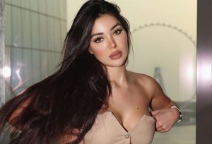 عارضة الأزياء السورية عفراء حمشو